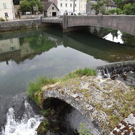 Gite La Petite Ecluse En Bord De Loue Lods Exteriér fotografie