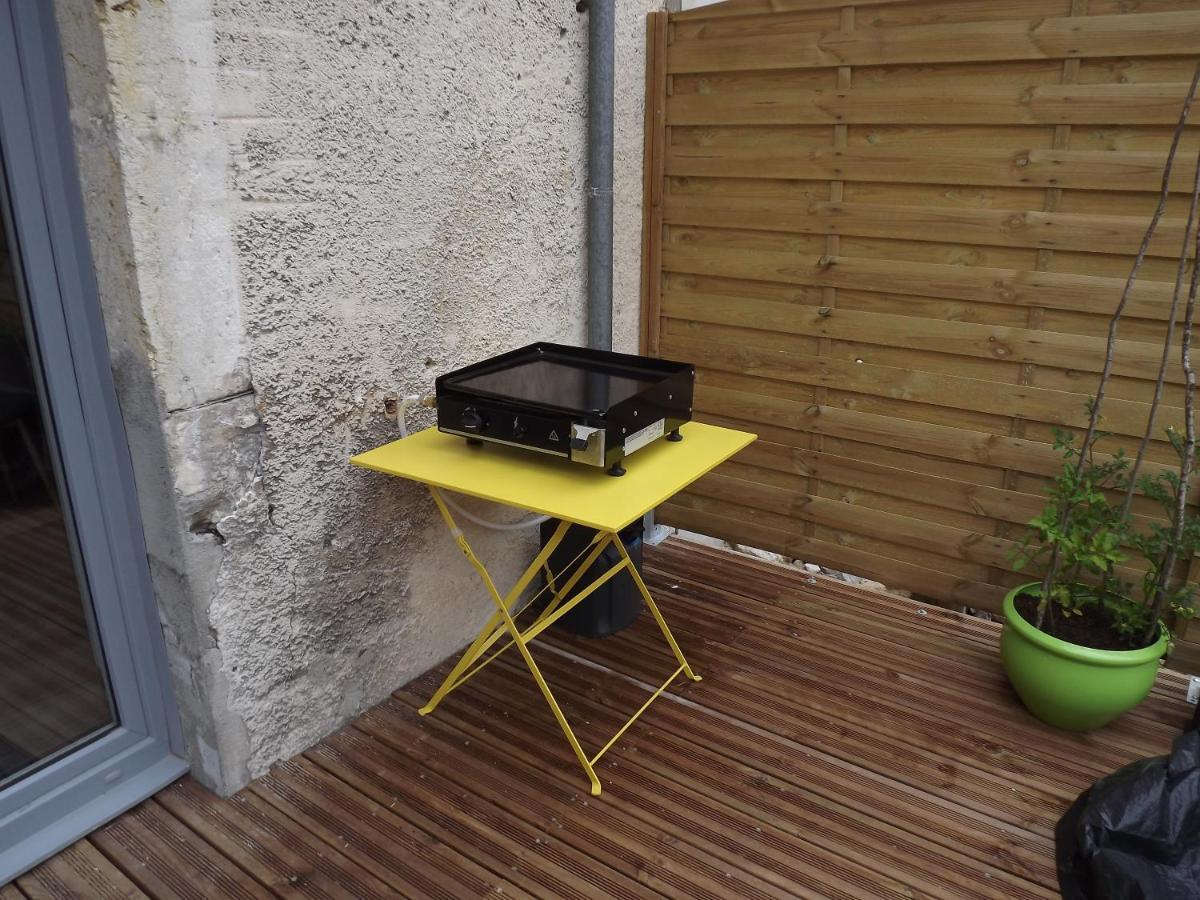 Gite La Petite Ecluse En Bord De Loue Lods Exteriér fotografie